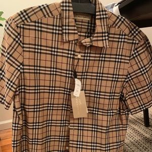 Burberry button up short sleeve